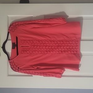 Coral Dana Buchman Blouse Shirt Perfect for Spring!